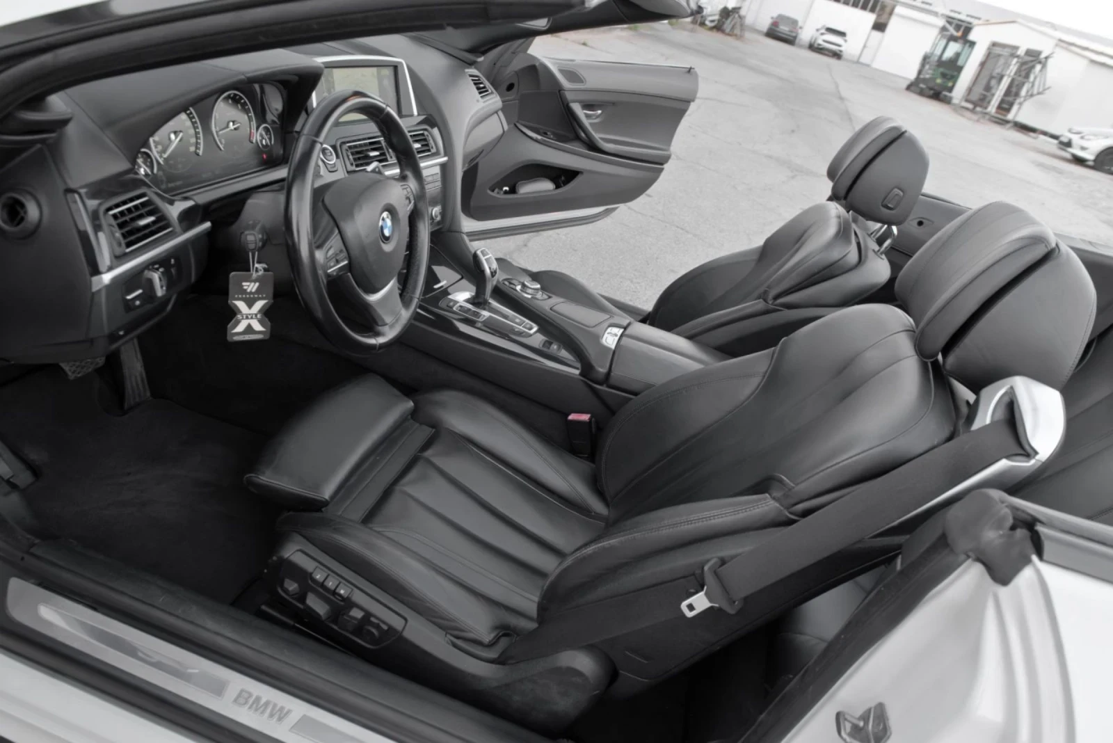 BMW 650 M-performance , снимка 12 - Автомобили и джипове - 54316880