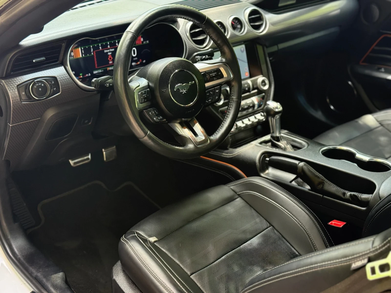 Ford Mustang 2.3 ecoboost HPP / 52k km / Mach 1 pack, снимка 13 - Автомобили и джипове - 54633777