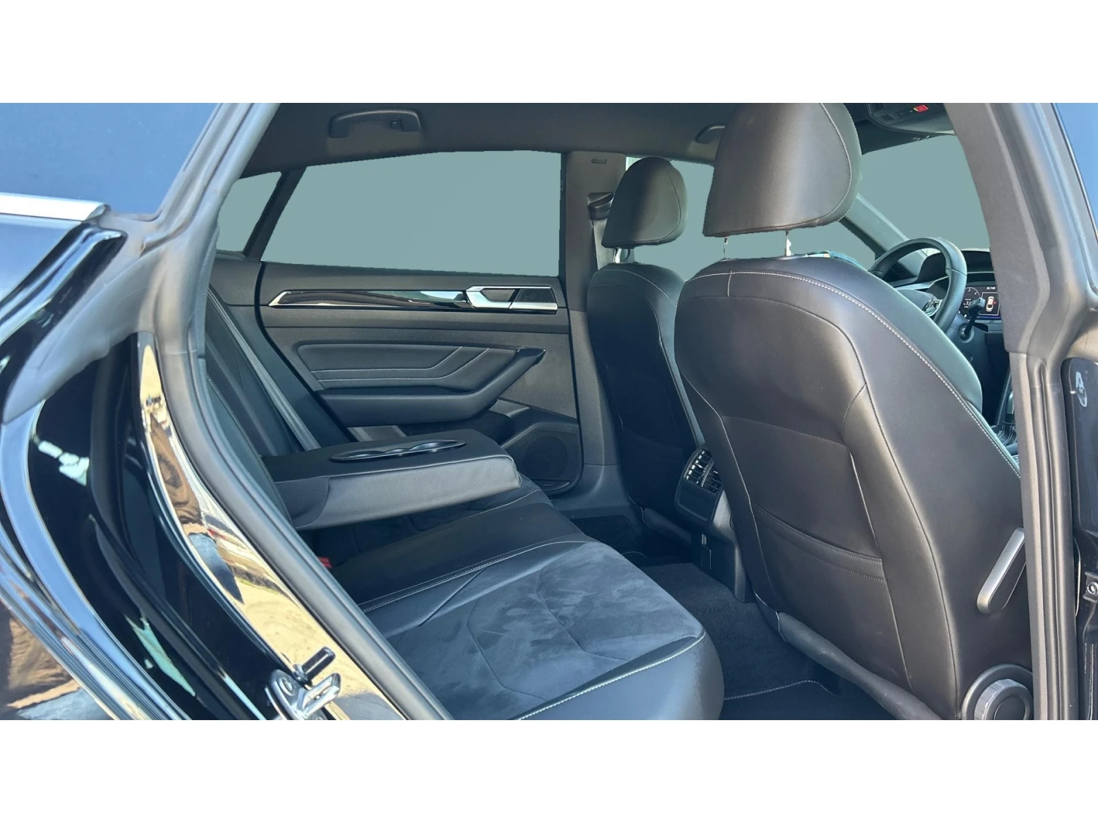 VW Arteon  2.0 TDi DSG SCR  R-Line  4Motion, Месечна вноска , снимка 10 - Автомобили и джипове - 54869761