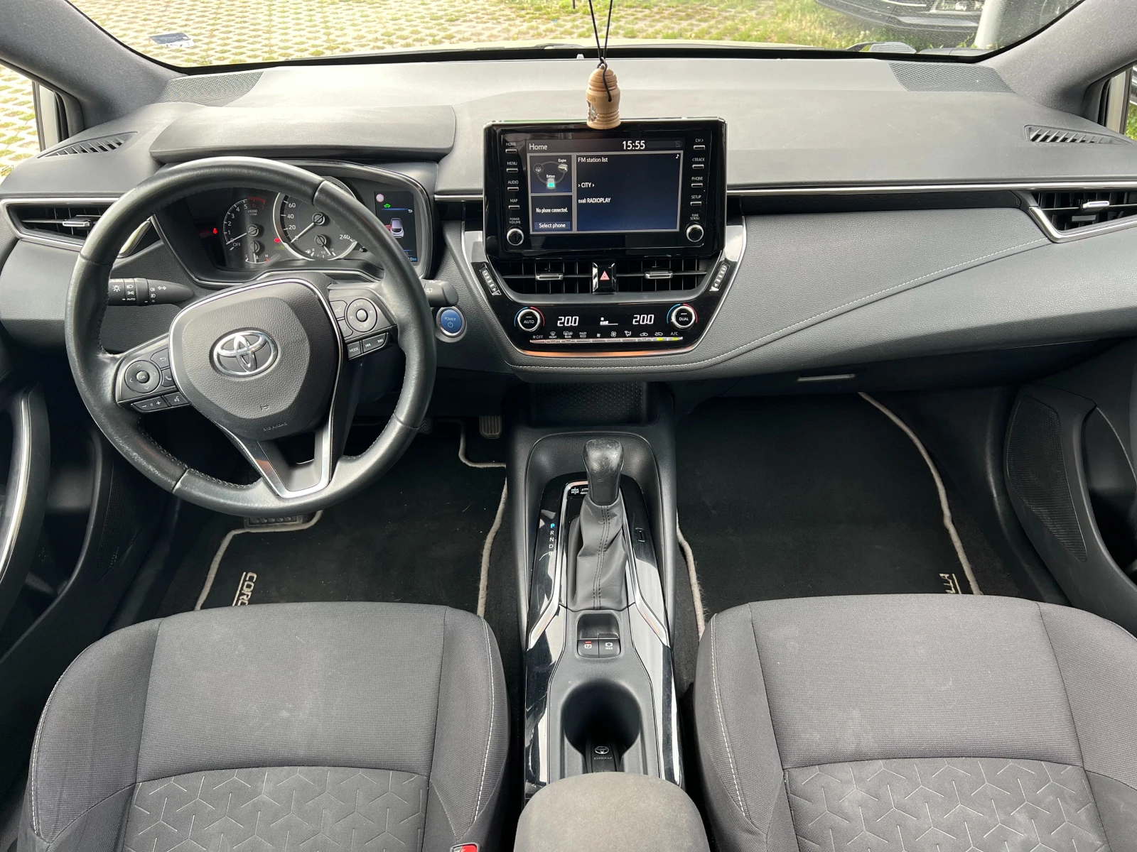 Toyota Corolla 1.8 HYBRID, снимка 8 - Автомобили и джипове - 54944858
