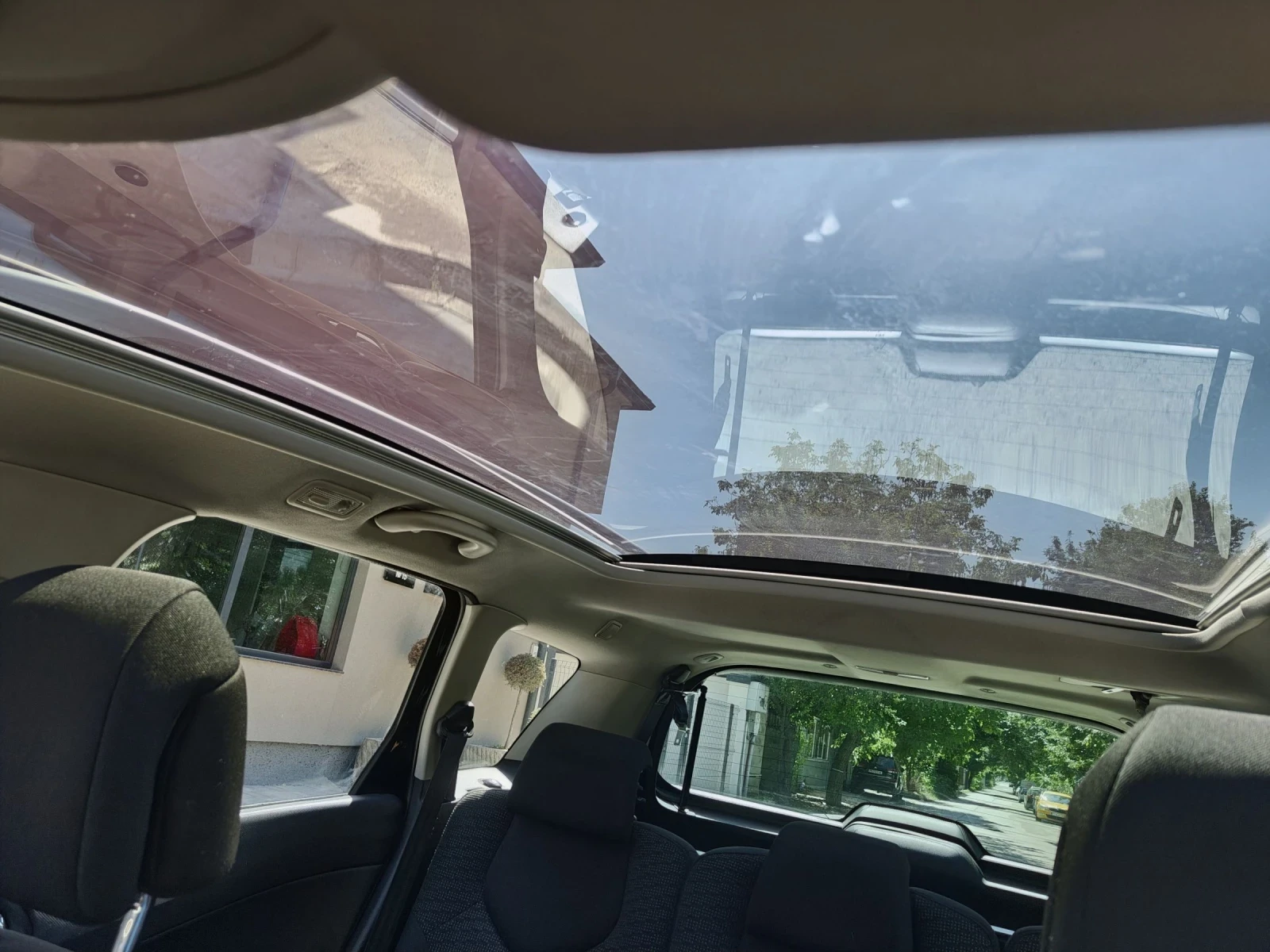 Peugeot 308 308 SW 1.6 HDi 109 к.с., панорамен покрив, снимка 11 - Автомобили и джипове - 55423009
