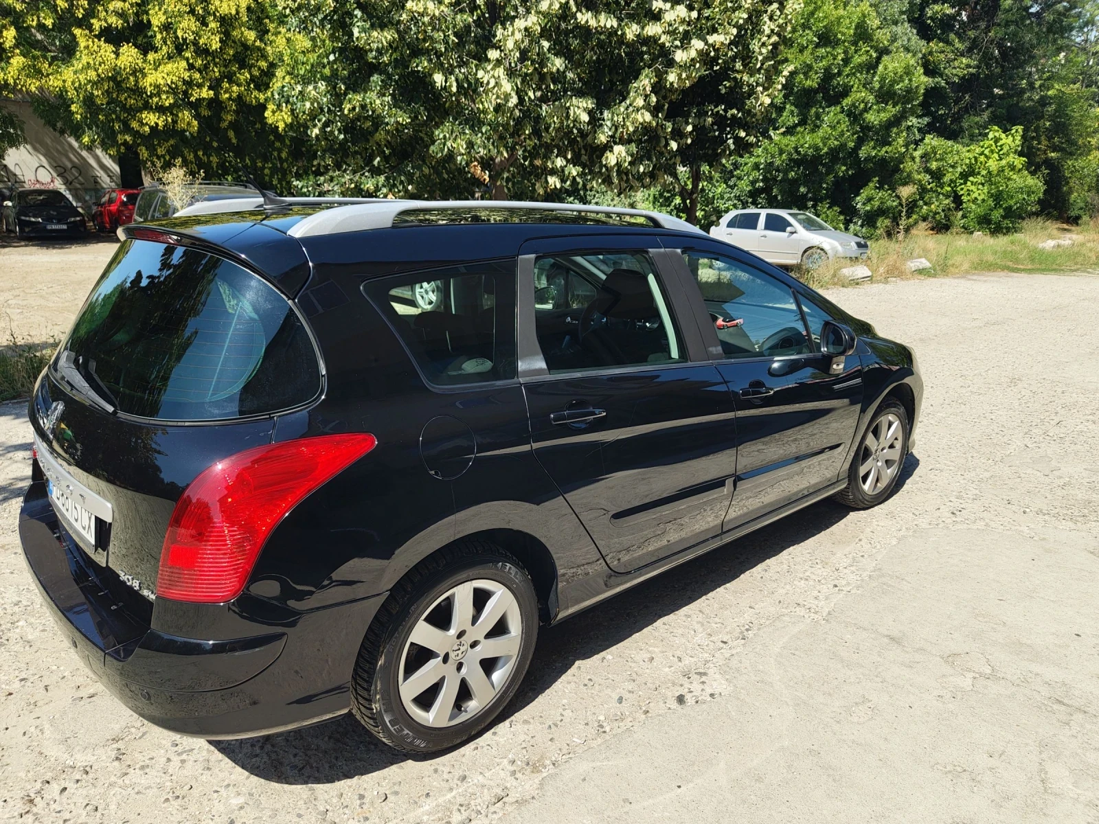 Peugeot 308 308 SW 1.6 HDi 109 к.с., панорамен покрив, снимка 7 - Автомобили и джипове - 55423009