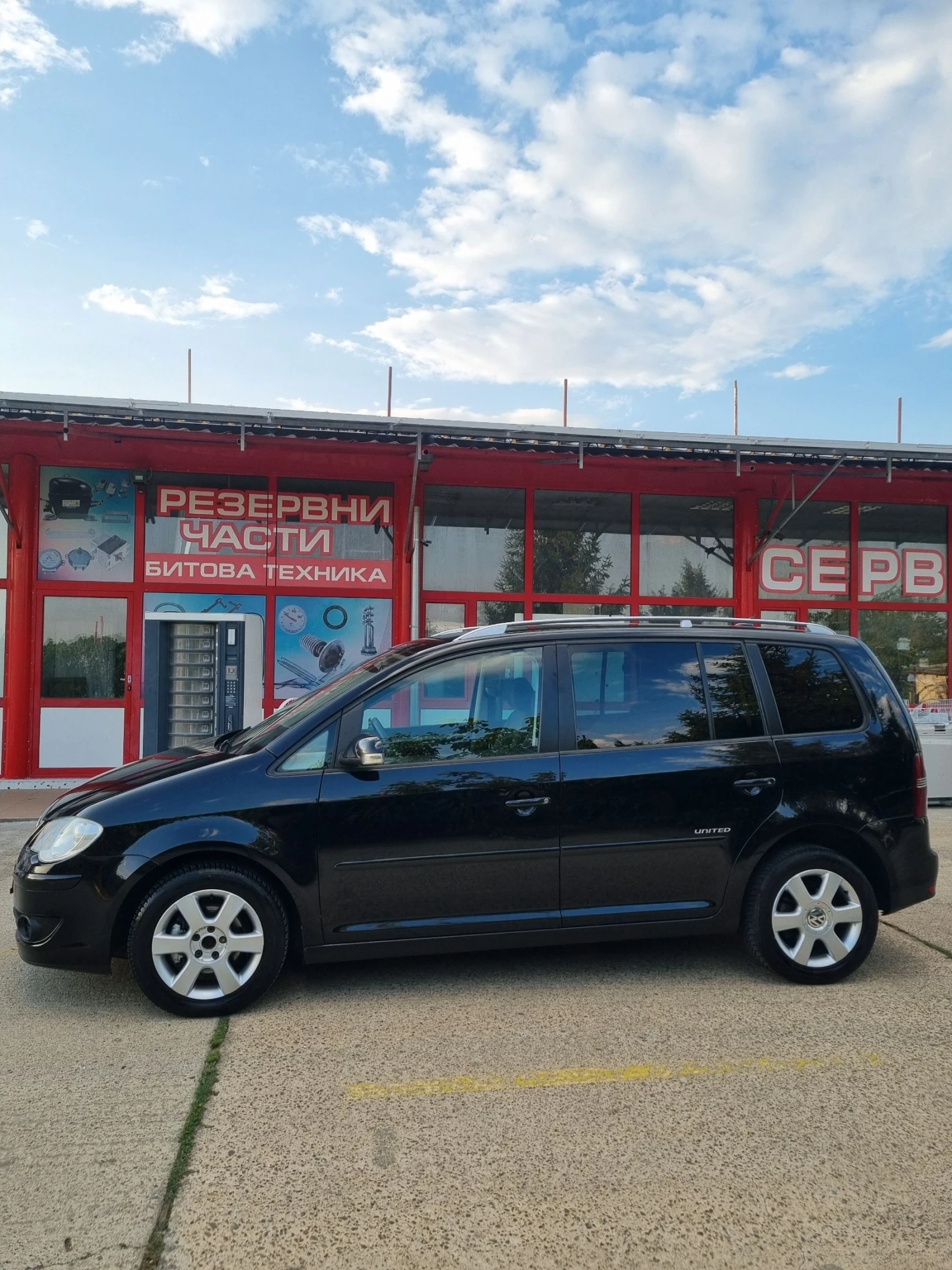 VW Touran 2.0tdi 140 коня BMM 8 клапана, снимка 3 - Автомобили и джипове - 55589902