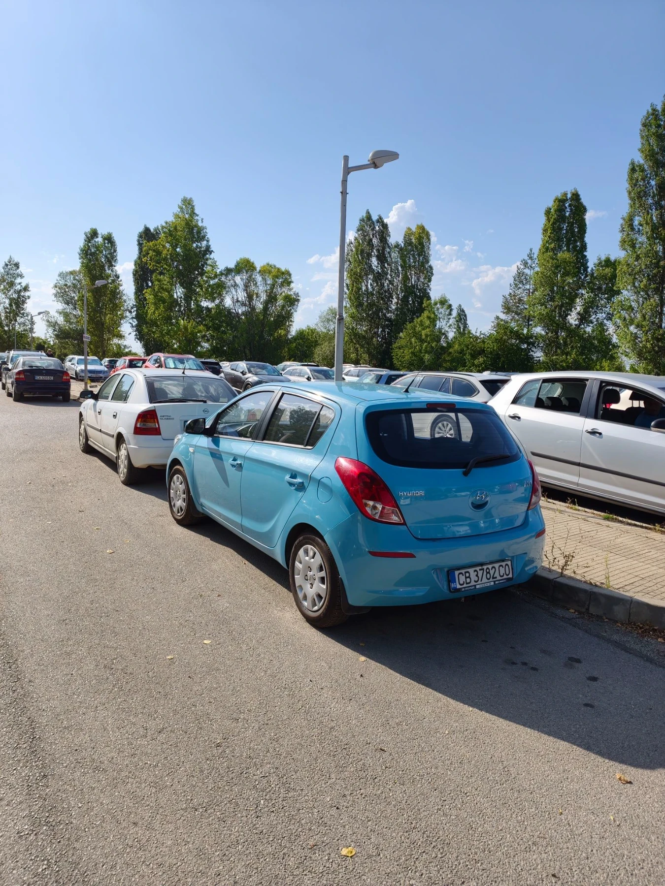 Hyundai I20, снимка 2 - Автомобили и джипове - 55688086
