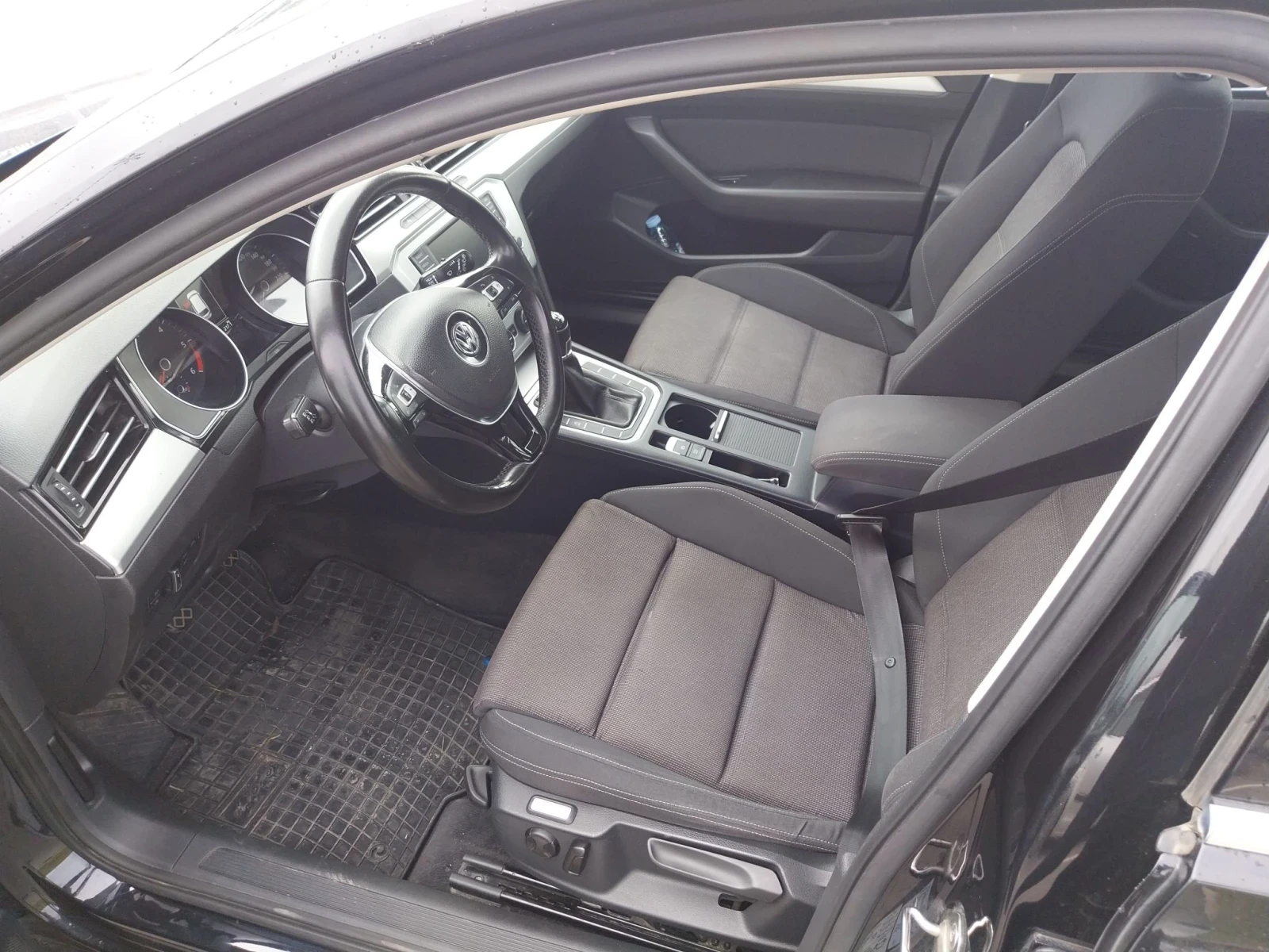 VW Passat Дизел , снимка 10 - Автомобили и джипове - 56080623
