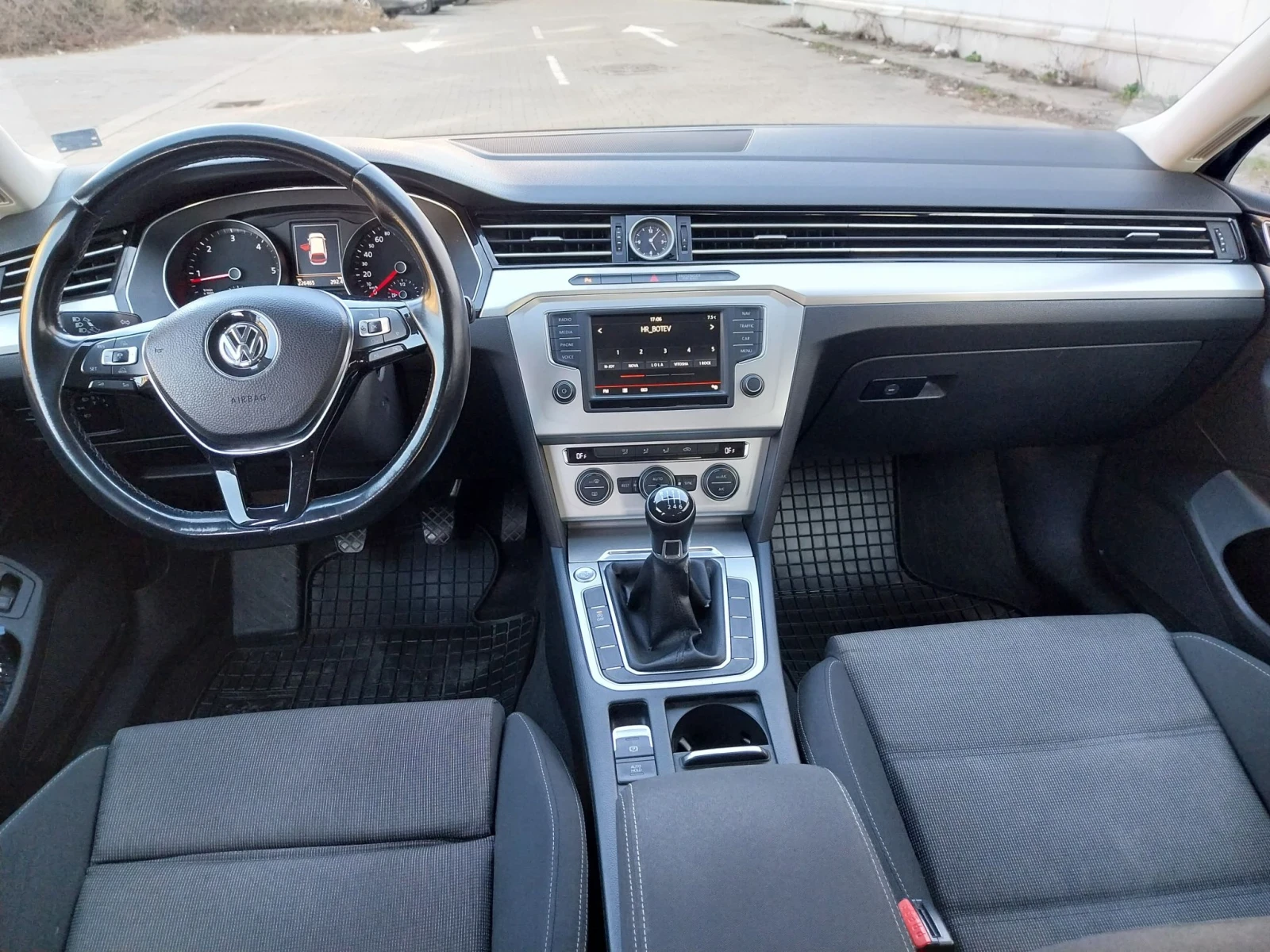 VW Passat Дизел , снимка 7 - Автомобили и джипове - 56080623
