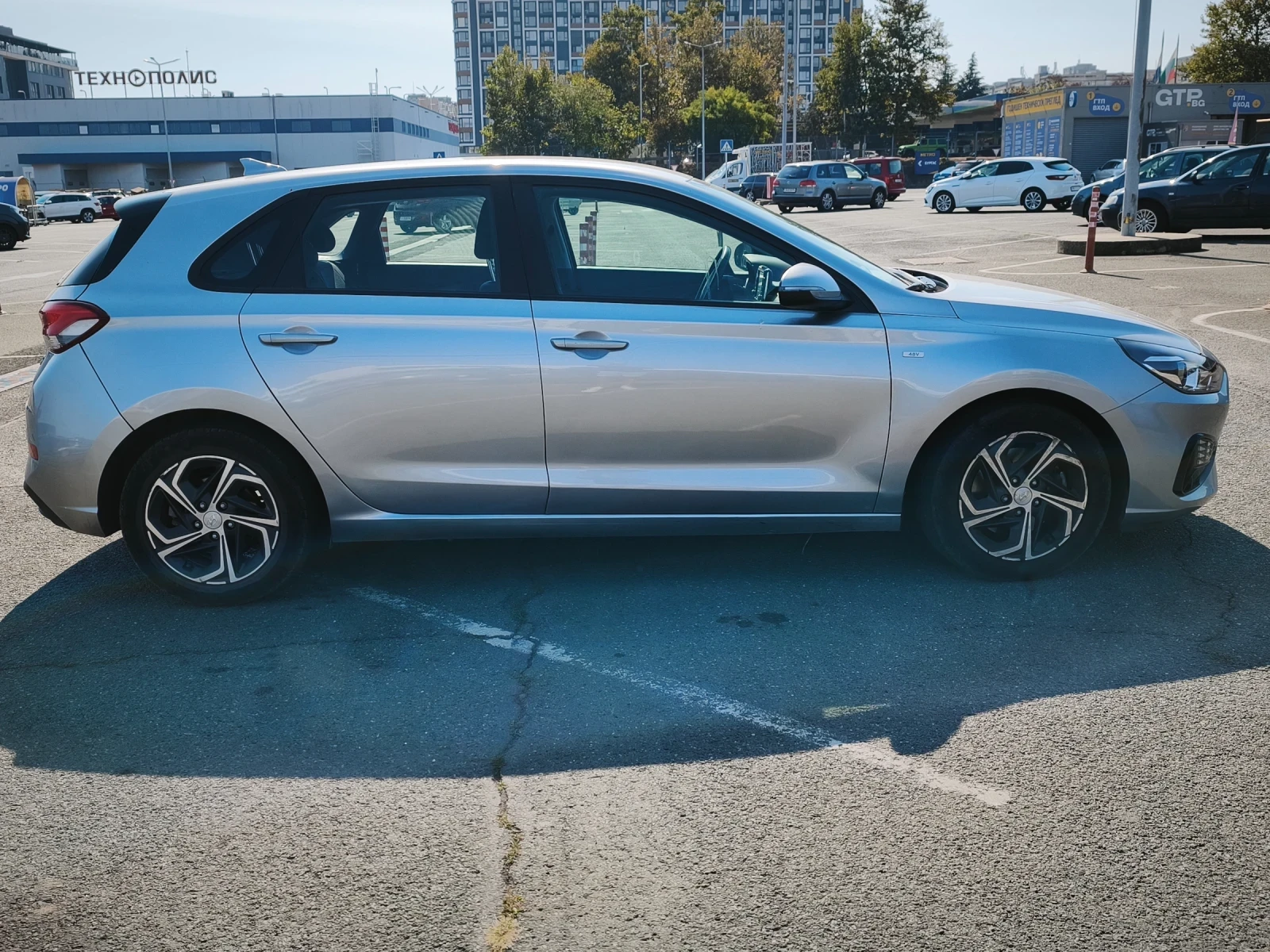 Hyundai I30 Semi hybrid 1, снимка 3 - Автомобили и джипове - 56162358