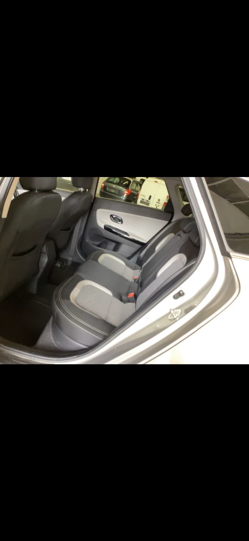 Kia Ceed 1.6CRDi/110КС/Нави/Реални Километри, снимка 13 - Автомобили и джипове - 56167207