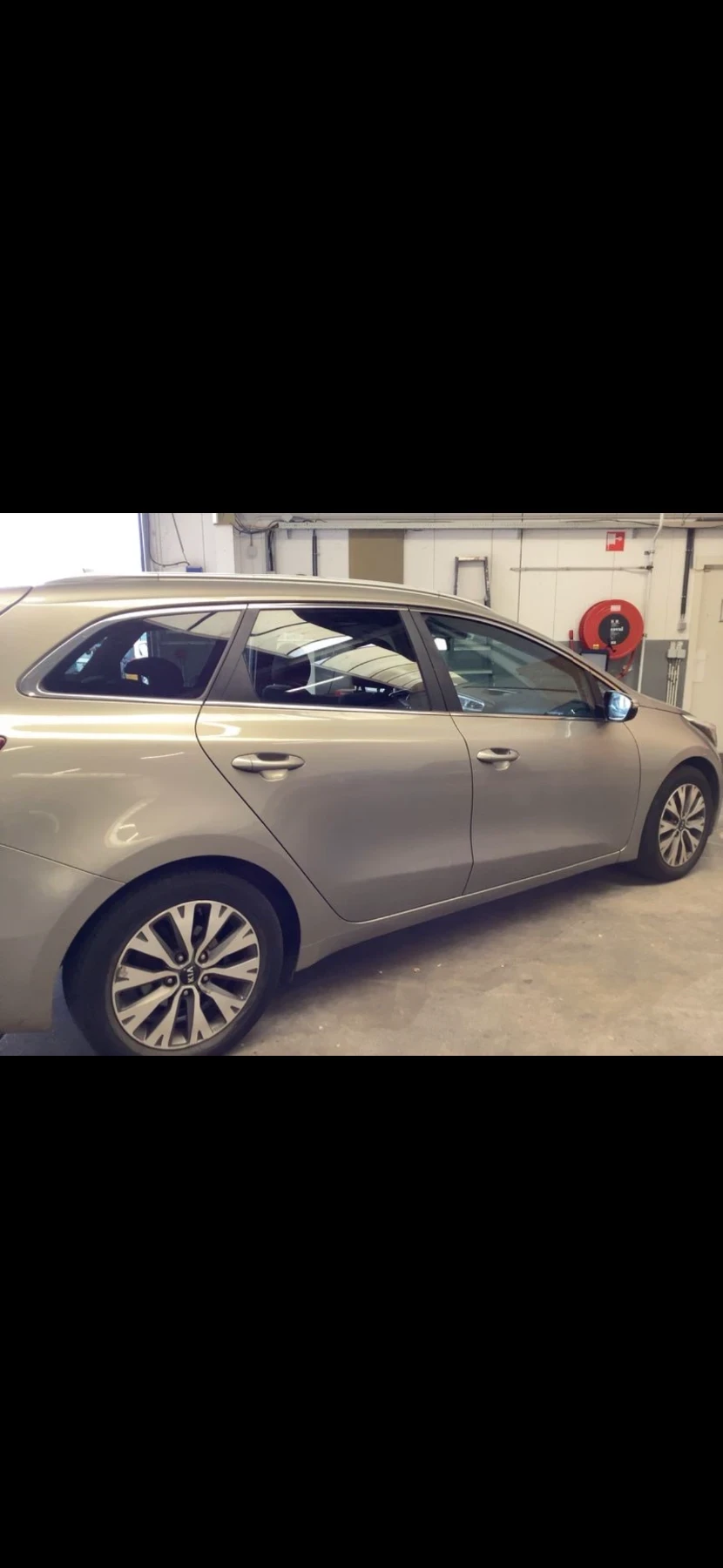 Kia Ceed 1.6CRDi/110КС/Нави/Реални Километри, снимка 7 - Автомобили и джипове - 56167207