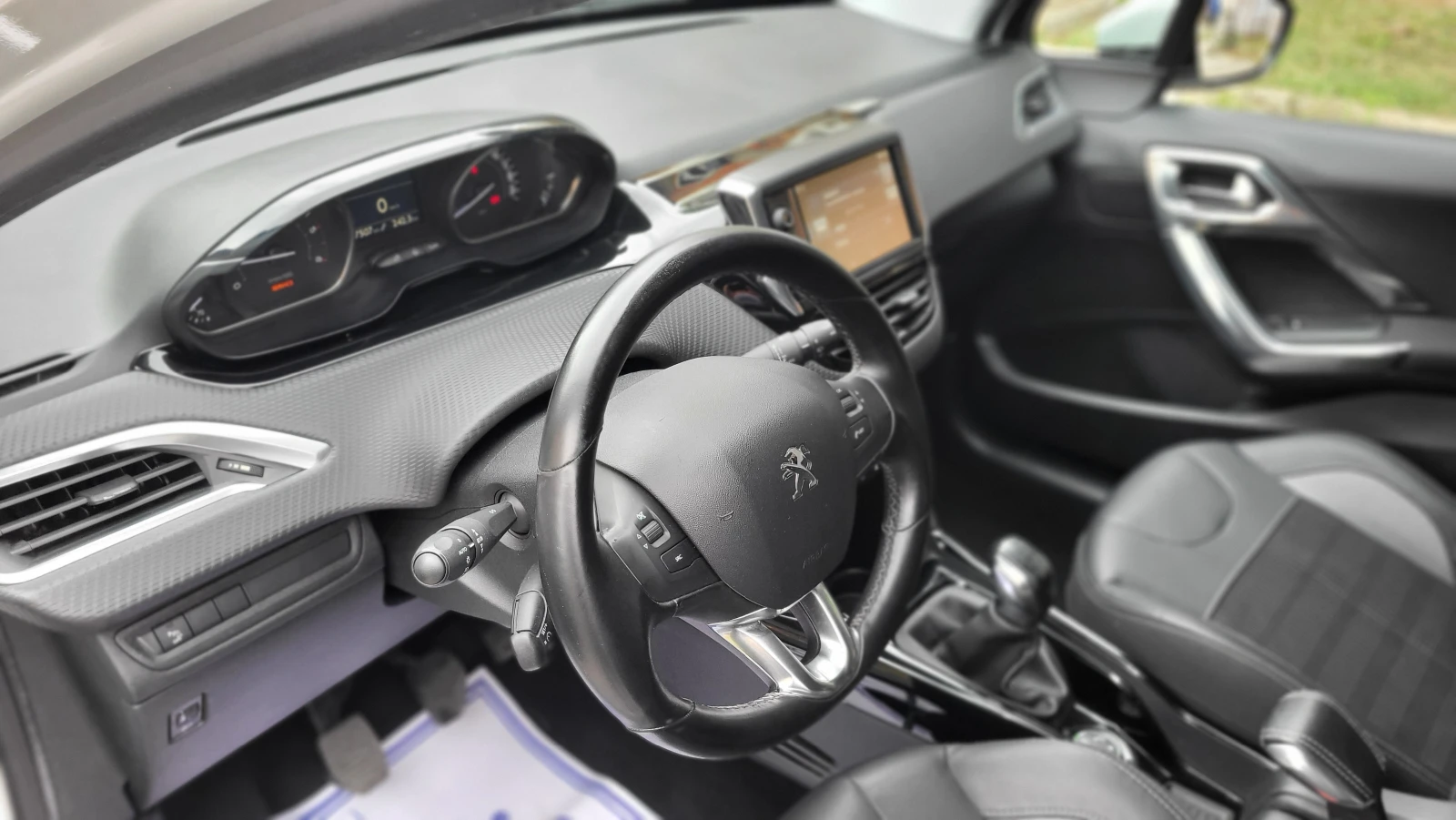 Peugeot 2008 1.6HDI, снимка 12 - Автомобили и джипове - 56221984