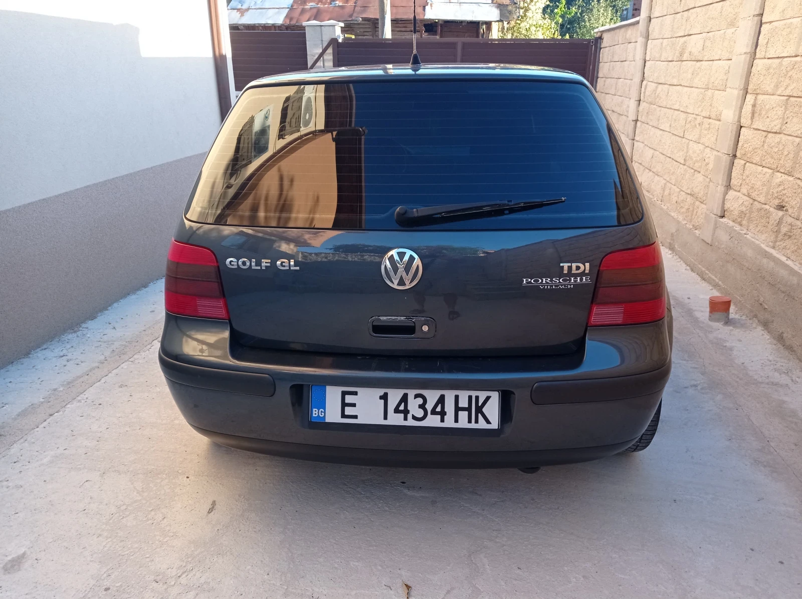VW Golf 1.9TDI GL , снимка 5 - Автомобили и джипове - 56339894