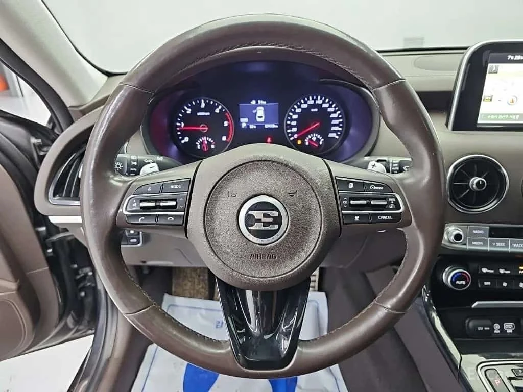 Kia Stinger * 2.2 Diesel AWD * ��������� * Lane assist * HUD * | Mobile.bg � ����������� 9