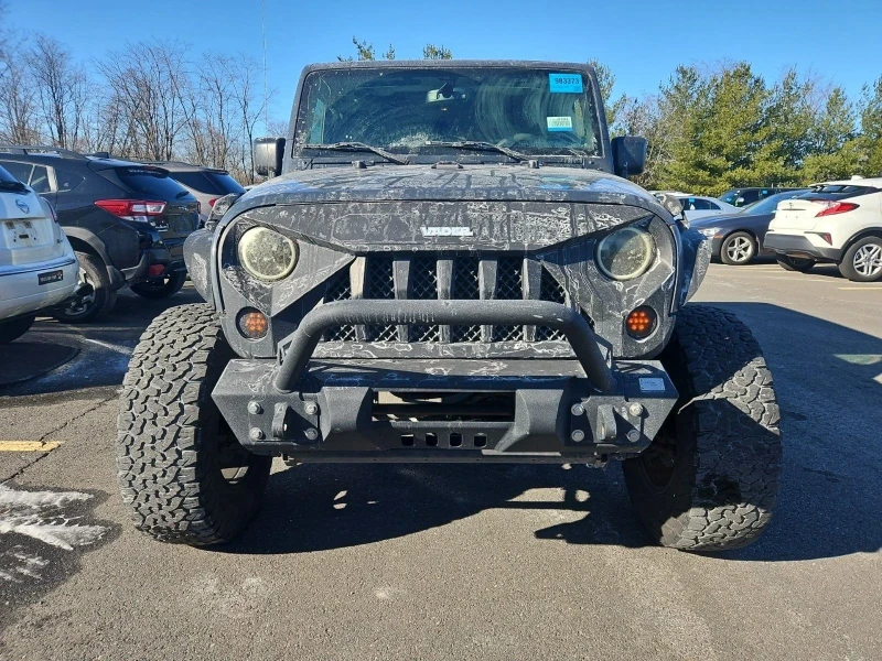 Jeep Wrangler, снимка 2 - Автомобили и джипове - 48764411