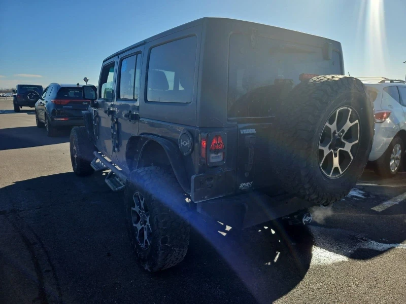 Jeep Wrangler, снимка 4 - Автомобили и джипове - 48764411