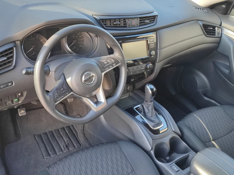 Nissan Rogue, снимка 6 - Автомобили и джипове - 48878095