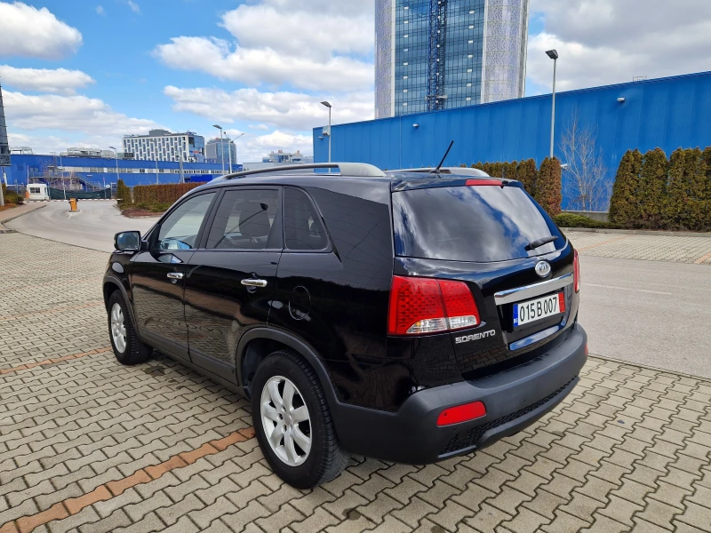 Kia Sorento 2.4i Газов инж. BRC ОТЛИЧНА, снимка 5 - Автомобили и джипове - 49397521