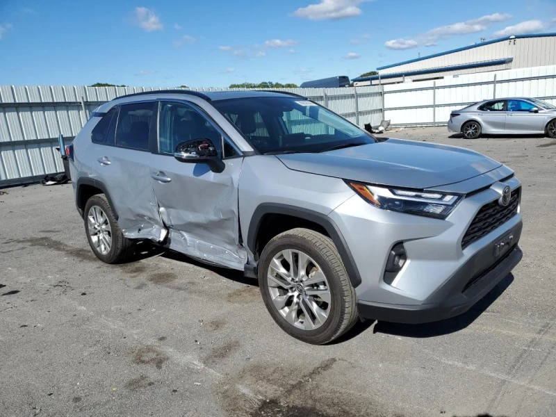 Toyota Rav4 XLE PREMIUM* 4х4* ВЪЗМОЖНОСТ ЗА ЛИЗИНГ, снимка 4 - Автомобили и джипове - 52651258