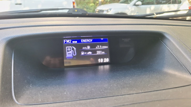 Honda Cr-v Отлична, снимка 13 - Автомобили и джипове - 53575426