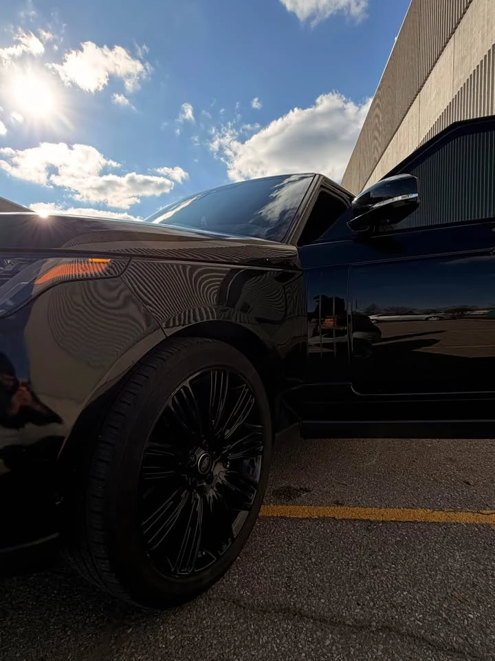 Land Rover Range rover HSE P525 * NIGHT EDITION * PANO * МАСАЖ * CARFAX * - изображение 4