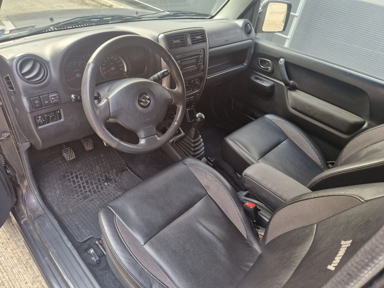 Suzuki Jimny 1.3 - изображение 10