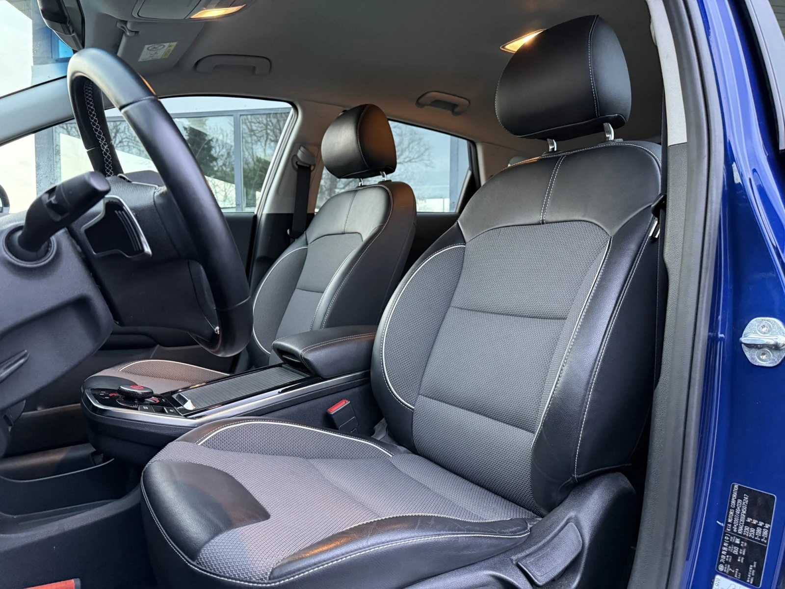 Kia Niro DynamicLine, снимка 10 - Автомобили и джипове - 53858493