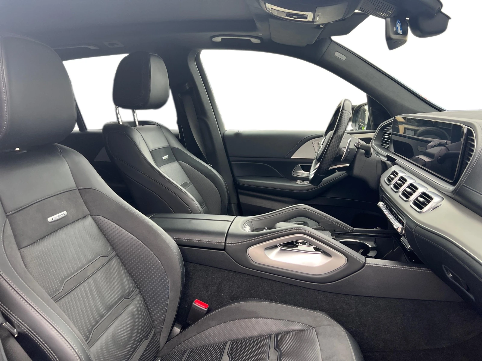 Mercedes-Benz GLE 53 4MATIC + , снимка 11 - Автомобили и джипове - 54331144