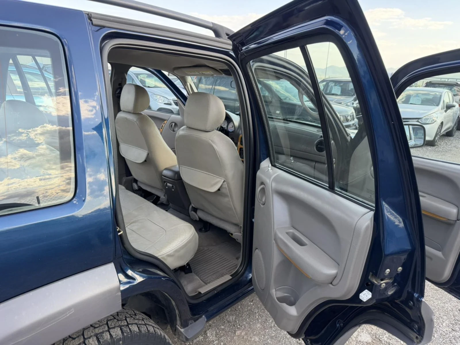 Jeep Cherokee 4х4 климатик, снимка 11 - Автомобили и джипове - 54383547
