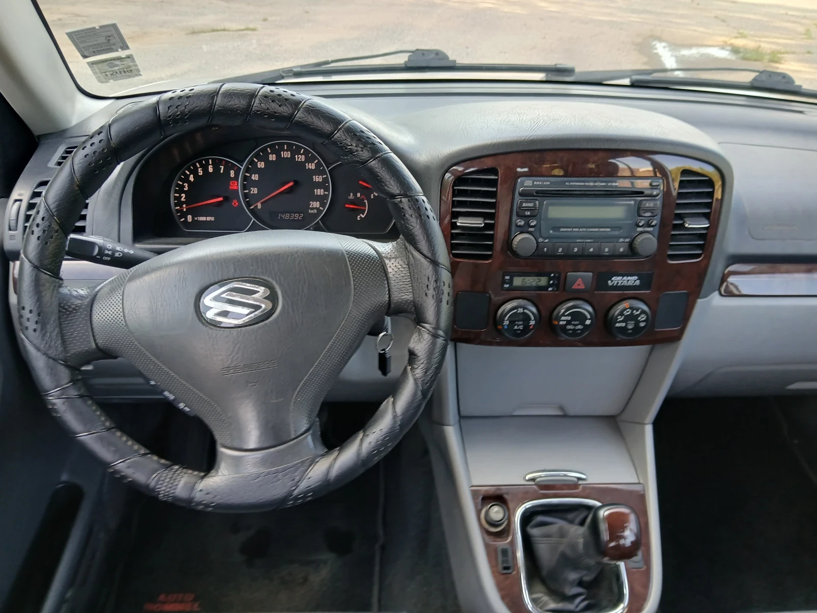 Suzuki Grand vitara, снимка 6 - Автомобили и джипове - 55105261