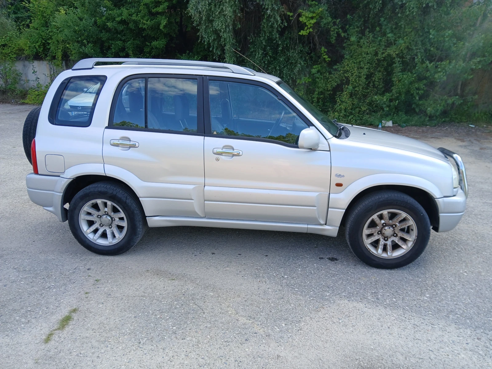 Suzuki Grand vitara, снимка 2 - Автомобили и джипове - 55105261