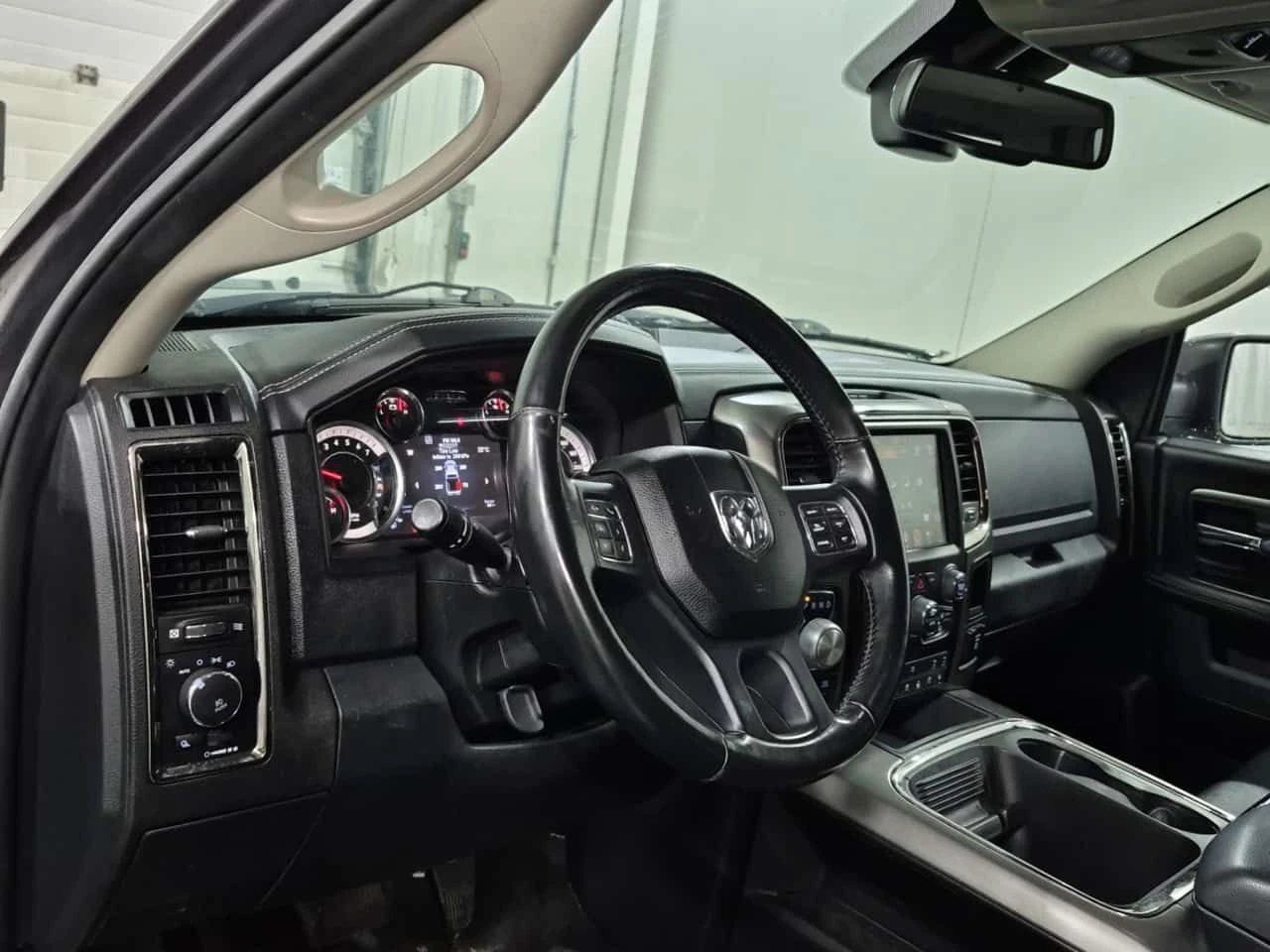 Dodge RAM 1500 Sport / CARFAX / ����������  | Mobile.bg � ����������� 8