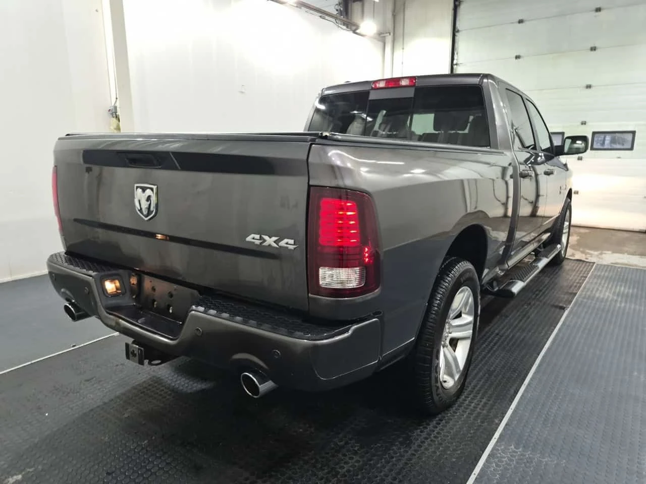 Dodge RAM 1500 Sport / CARFAX / ����������  | Mobile.bg � ����������� 3