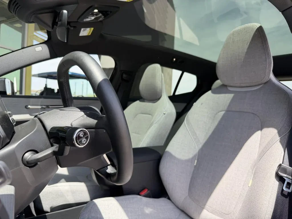 Volvo EX30  TWIN MOTOR PERFORMANCE ULTRA, снимка 9 - Автомобили и джипове - 56164184