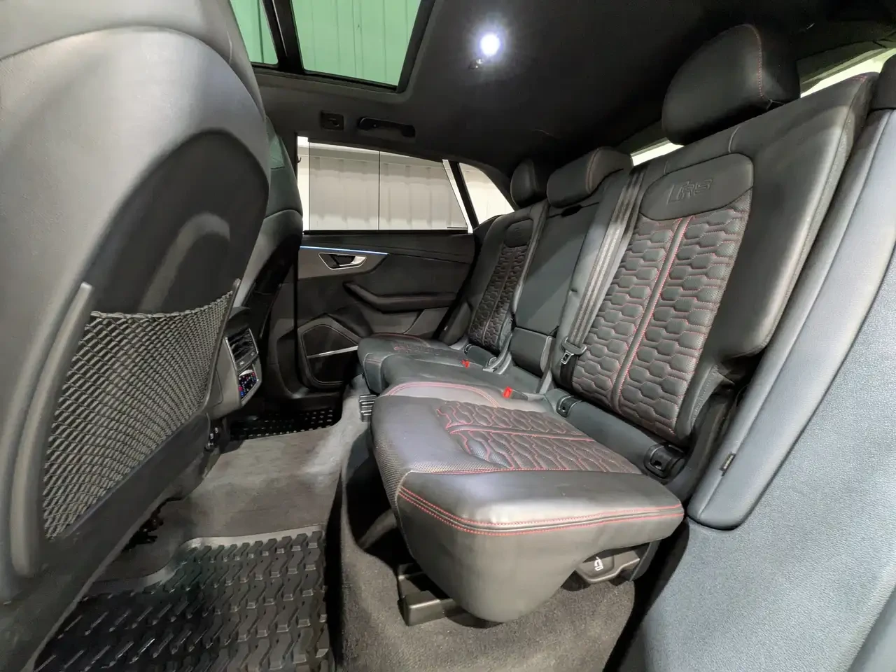 Audi RSQ8, снимка 13 - Автомобили и джипове - 56227564