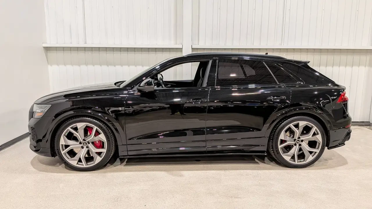 Audi RSQ8, снимка 5 - Автомобили и джипове - 56227564
