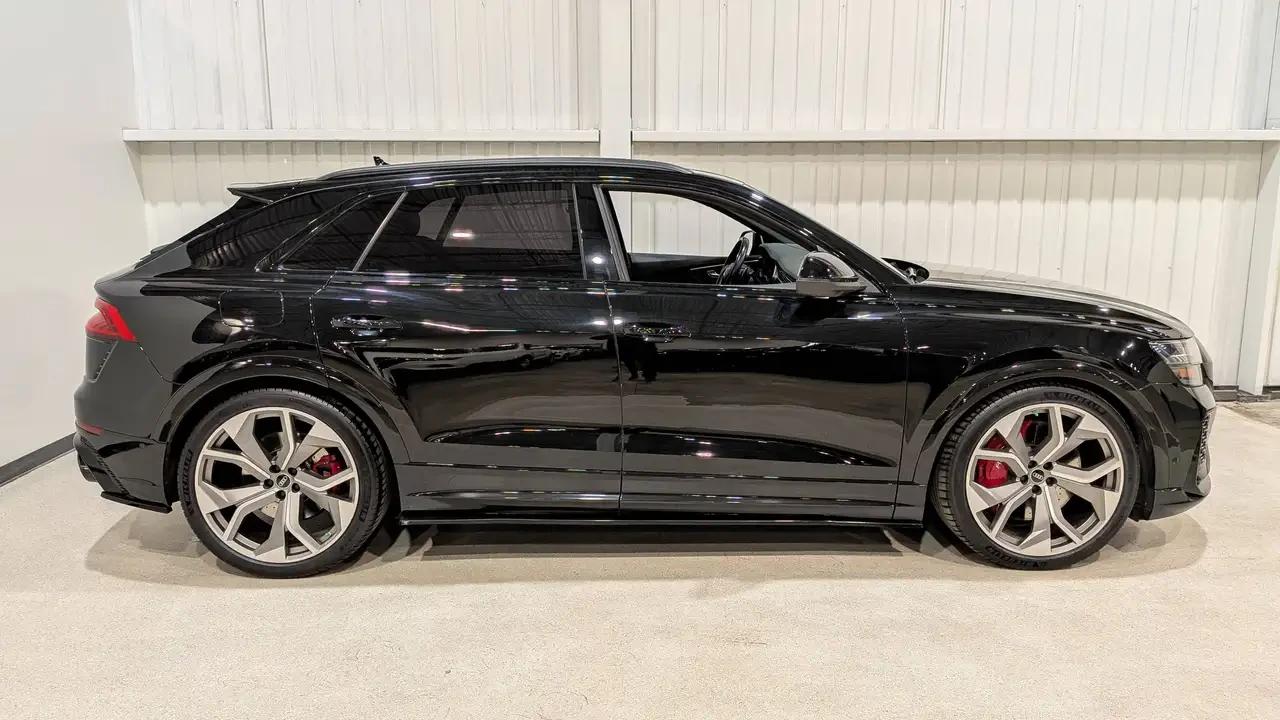 Audi RSQ8, снимка 8 - Автомобили и джипове - 56227564