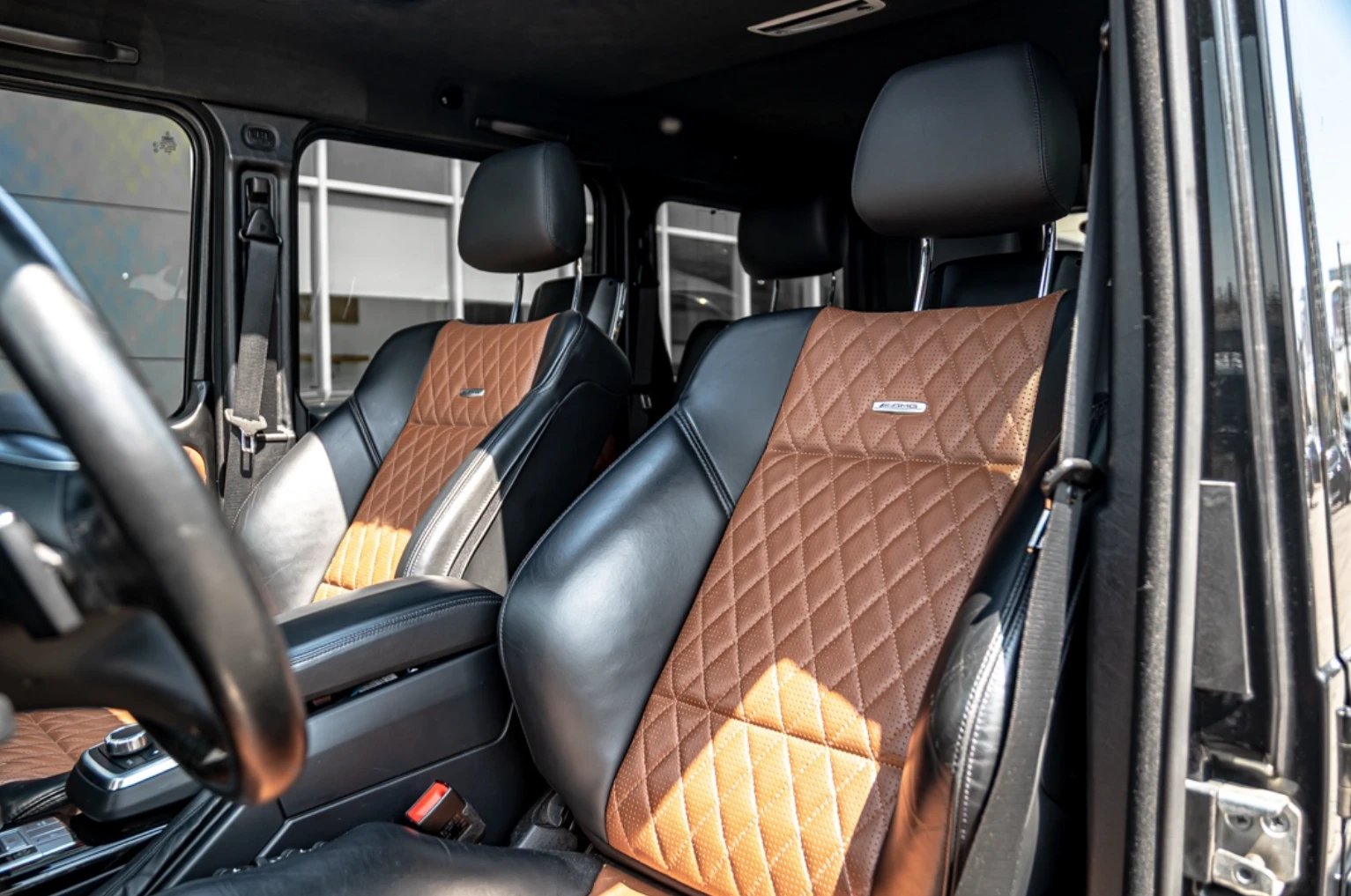 Mercedes-Benz G 63 AMG Distronic, снимка 7 - Автомобили и джипове - 56294481