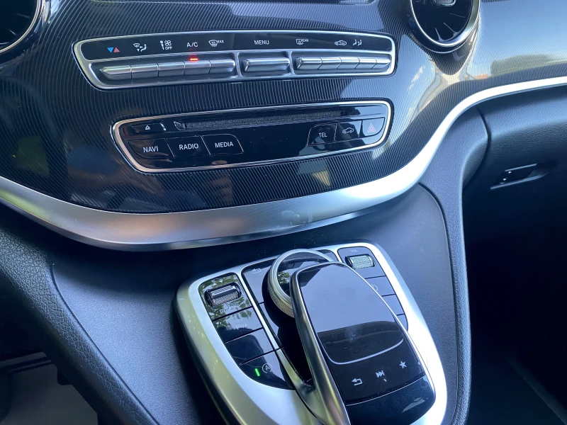 Mercedes-Benz V CDi Premium Busines, снимка 15 - Бусове и автобуси - 52442497