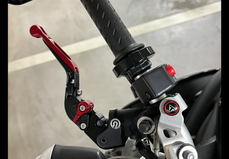 Triumph Speed Triple ABS, снимка 11 - Мотоциклети и мототехника - 52404993