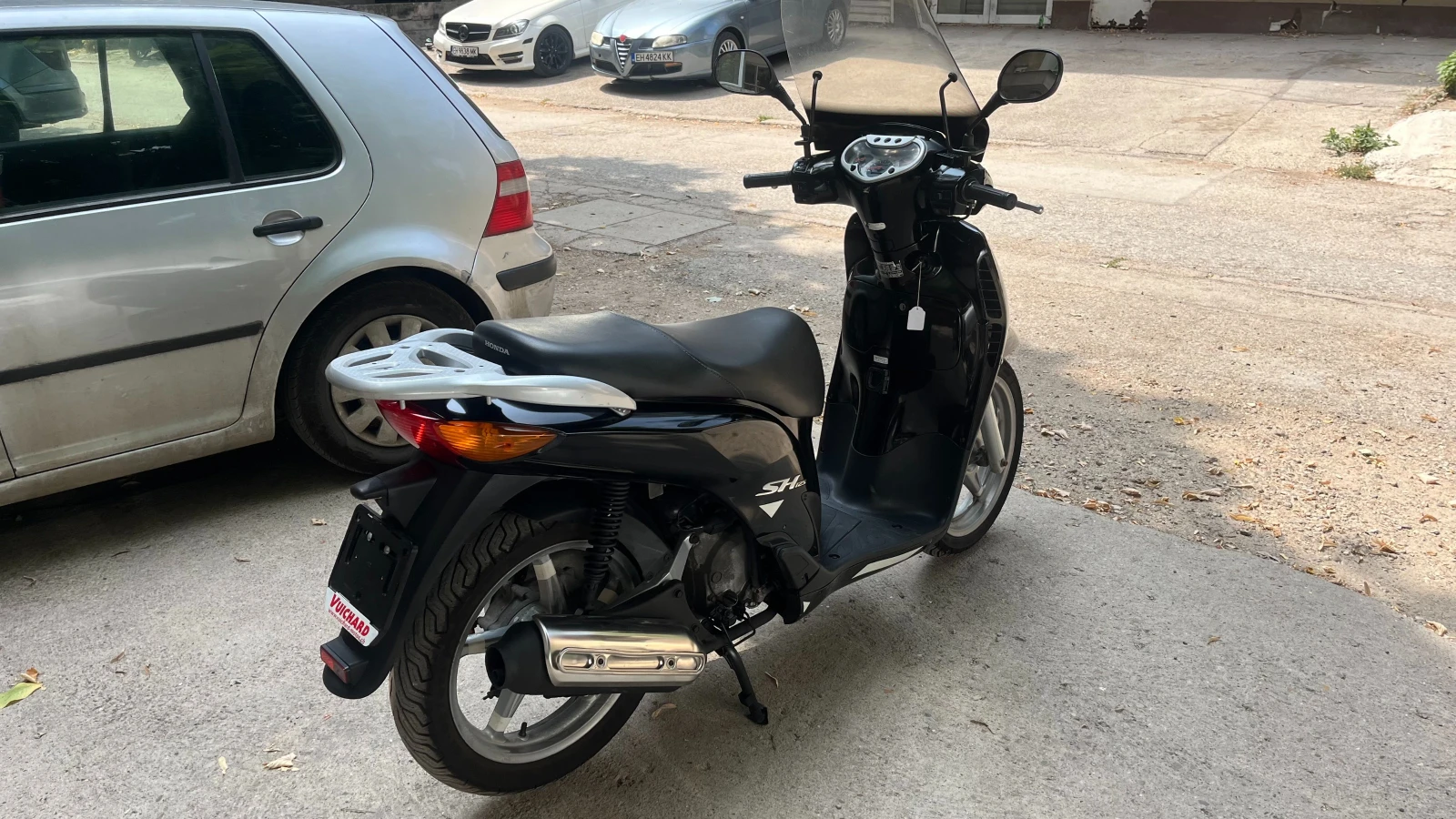 Honda Sh 125 Швейцария, снимка 4 - Мотоциклети и мототехника - 55679838