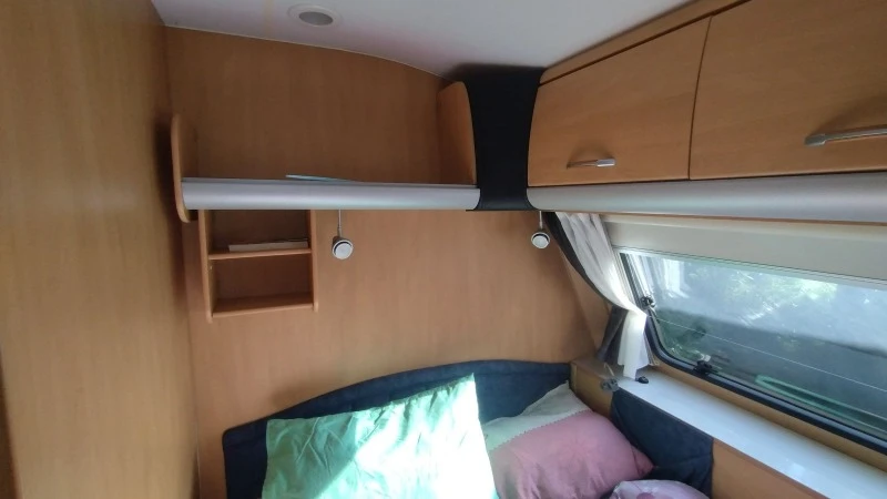 Каравана Adria Sun roller , снимка 9 - Каравани и кемпери - 47697438