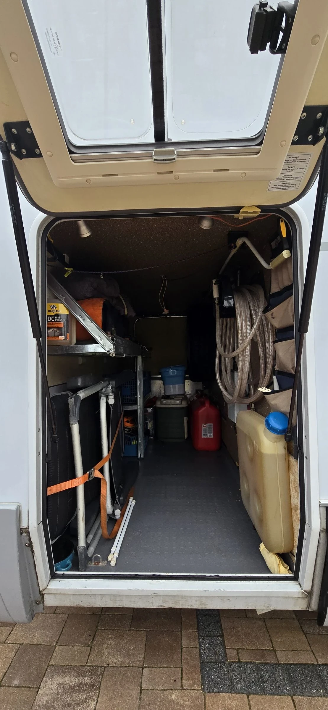 ������ Niesmann Bischoff Arto 64 L | Mobile.bg � ����������� 17