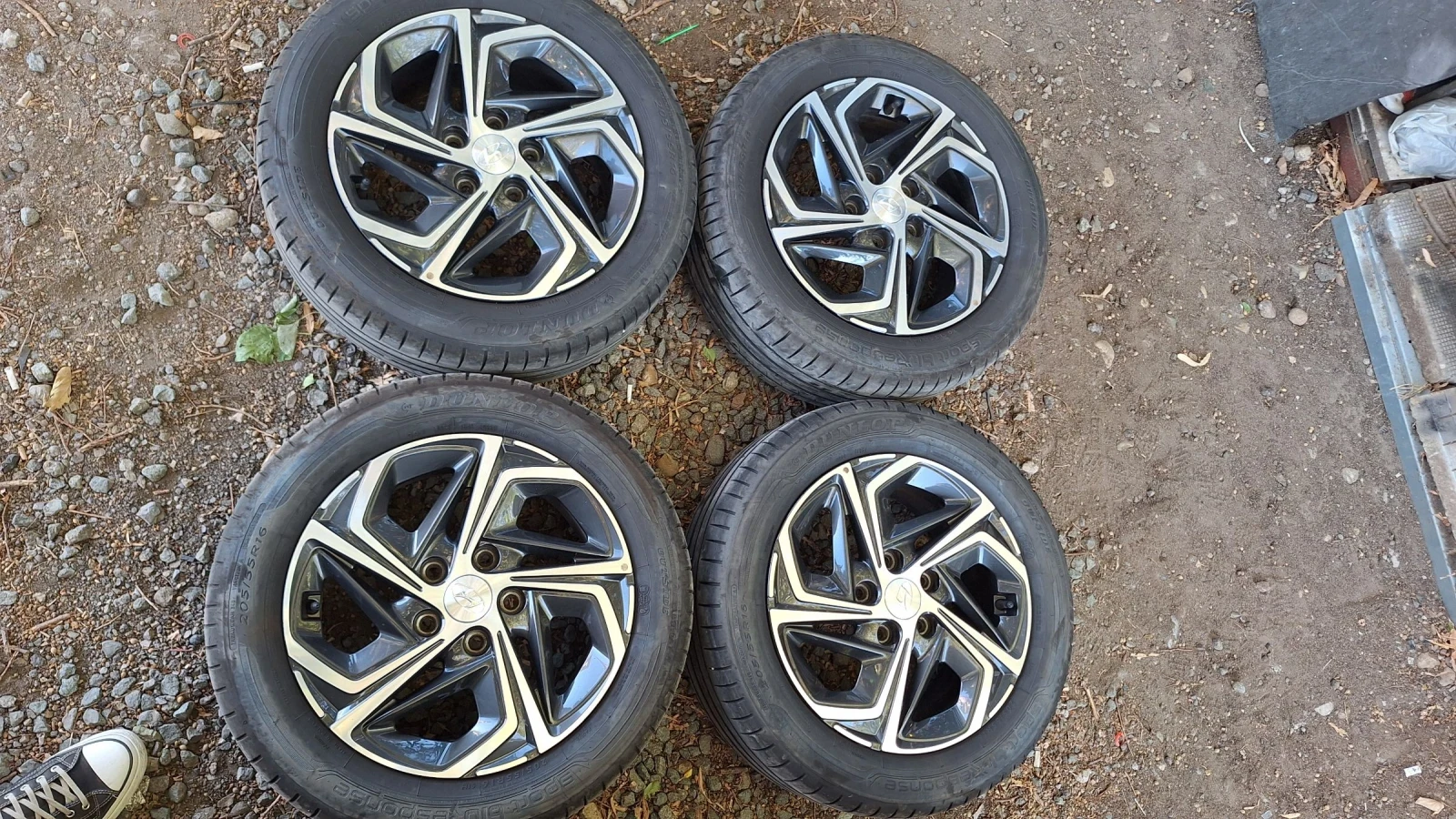 Гуми с джанти Dunlop 205/55R16