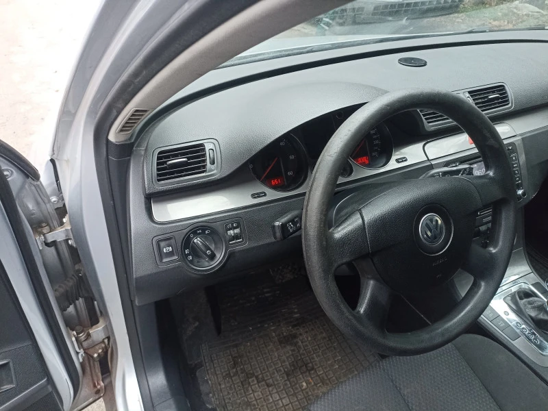 VW Passat 1, 4TSI 2.0TDI , снимка 16 - Автомобили и джипове - 35976161