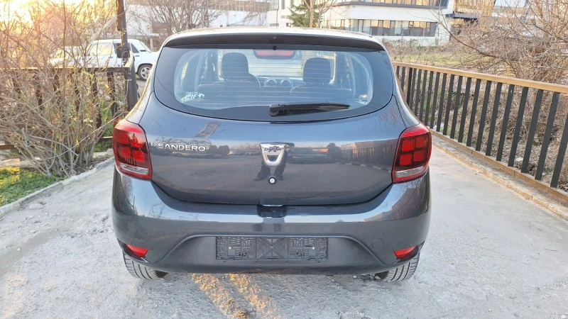 Dacia Sandero 1.0, снимка 6 - Автомобили и джипове - 47228260