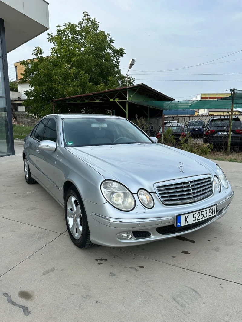 Mercedes-Benz E 270, снимка 8 - Автомобили и джипове - 46988169