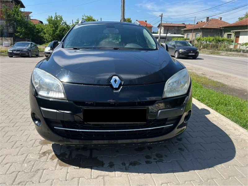 Renault Megane, снимка 2 - Автомобили и джипове - 47937017