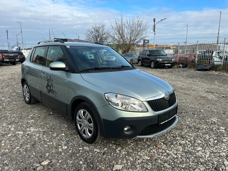 Skoda Fabia 1.2TSI 86kc FACE SCOUT, снимка 7 - Автомобили и джипове - 48101339