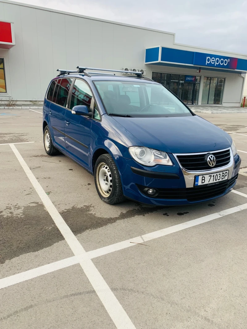 VW Touran, снимка 2 - Автомобили и джипове - 48358202