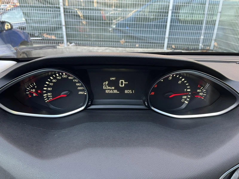 Peugeot 308 1.6HDI, снимка 10 - Автомобили и джипове - 49442798