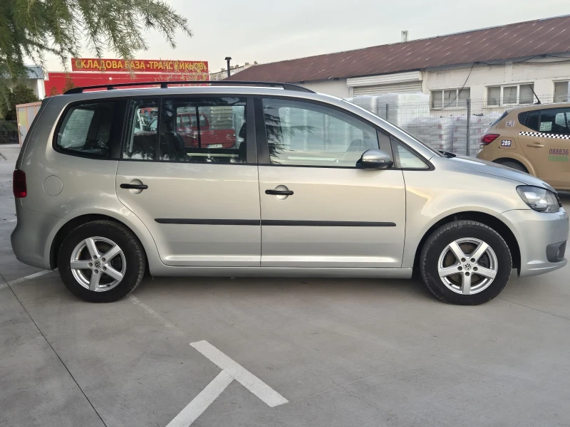 VW Touran 1.6TDI* TOP* HIGHLINE* , снимка 5 - Автомобили и джипове - 51823189